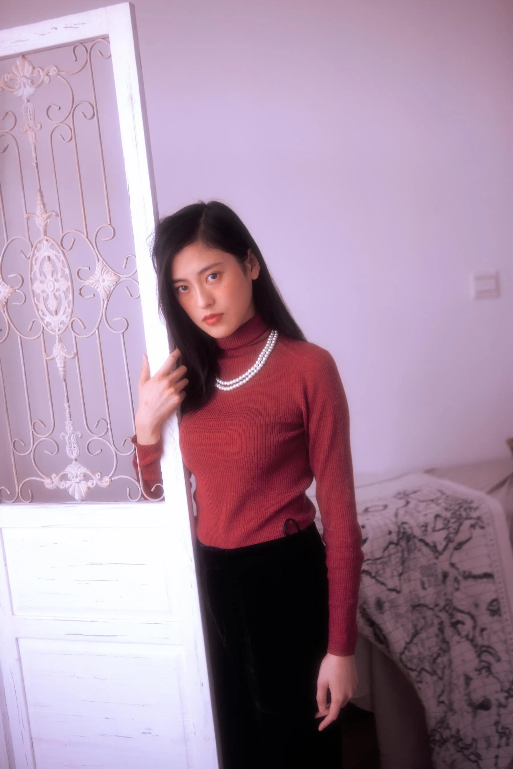 [YITUYU艺图语]2021.12.25 念 何晨 [28P]插图1